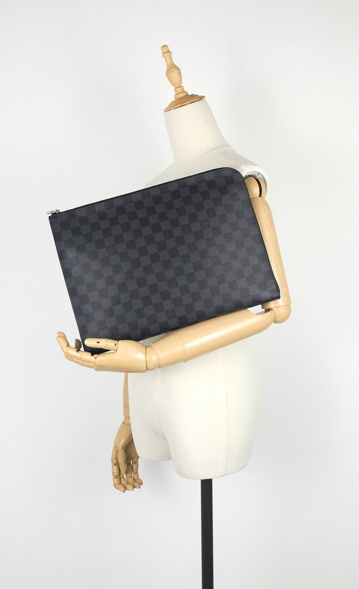 pochette jour gm zip around damier graphite canvas bag