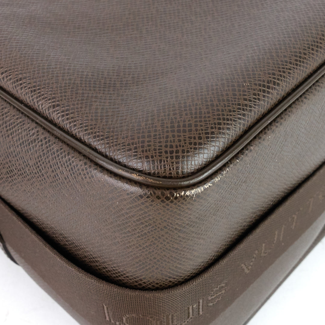 reporter pm taiga leather bag