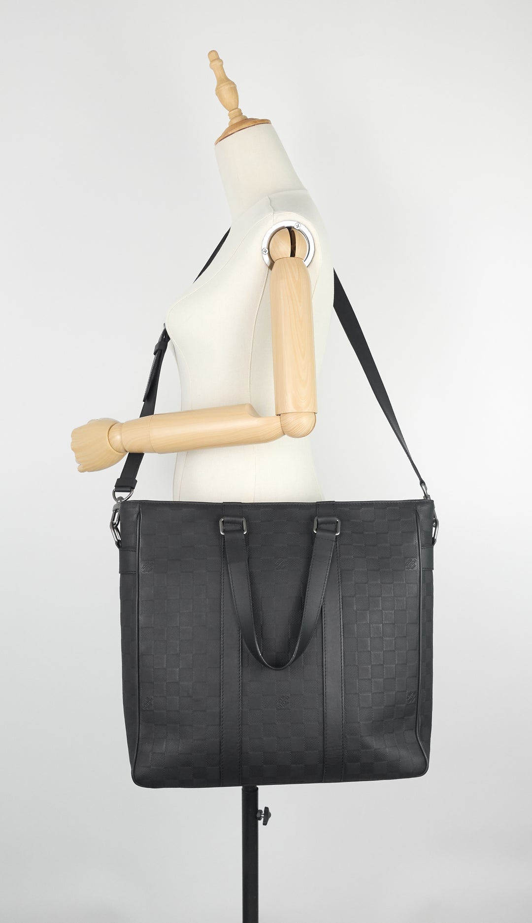tadao damier infini leather bag