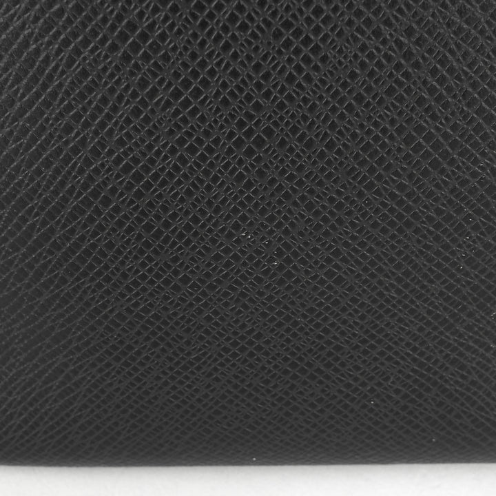 roman mm taiga leather messenger bag