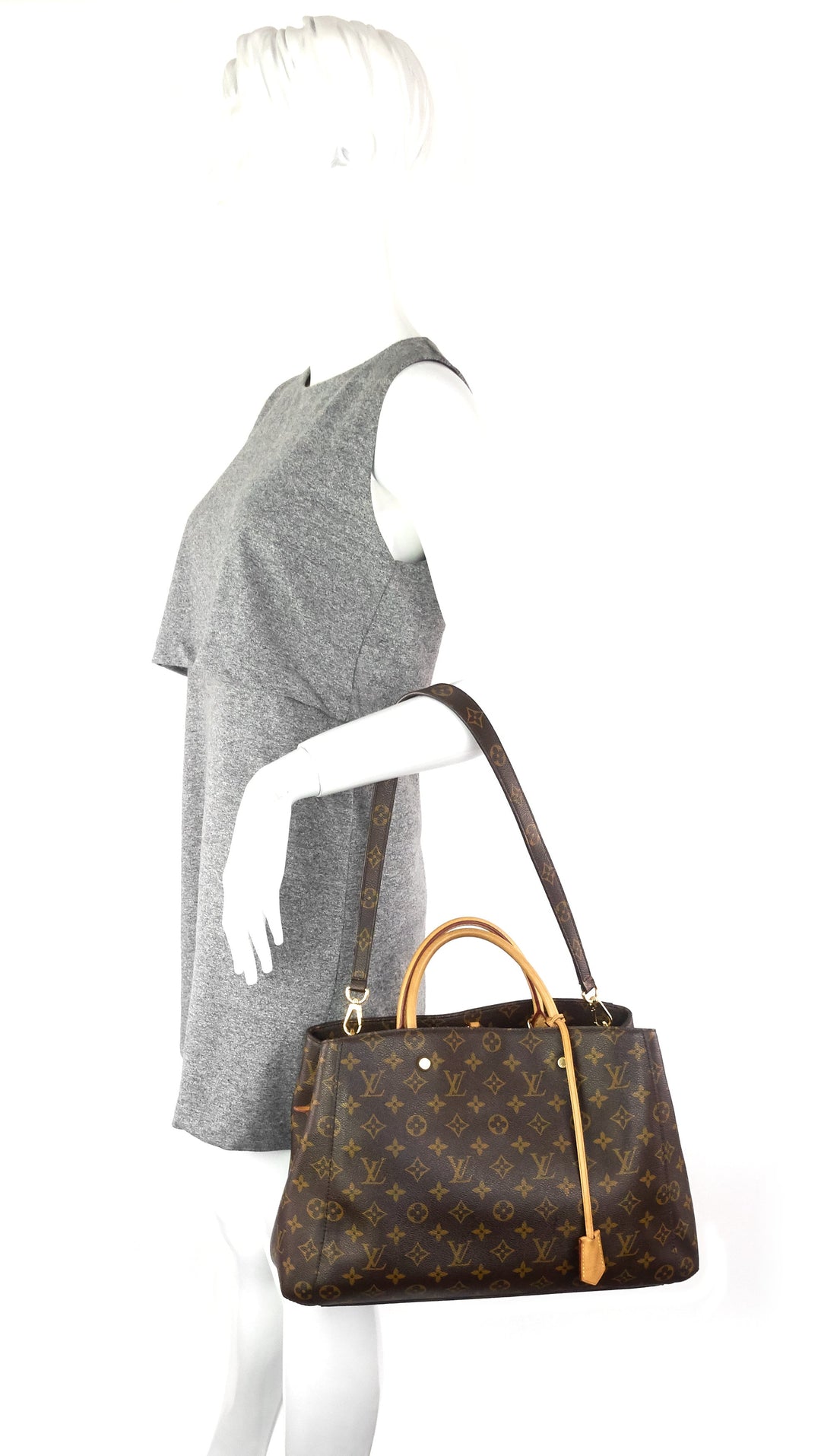 montaigne gm monogram canvas tote bag