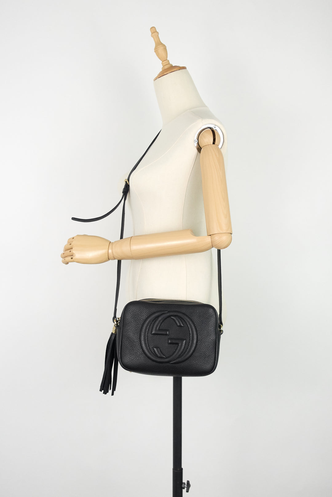 soho disco calfskin leather crossbody bag