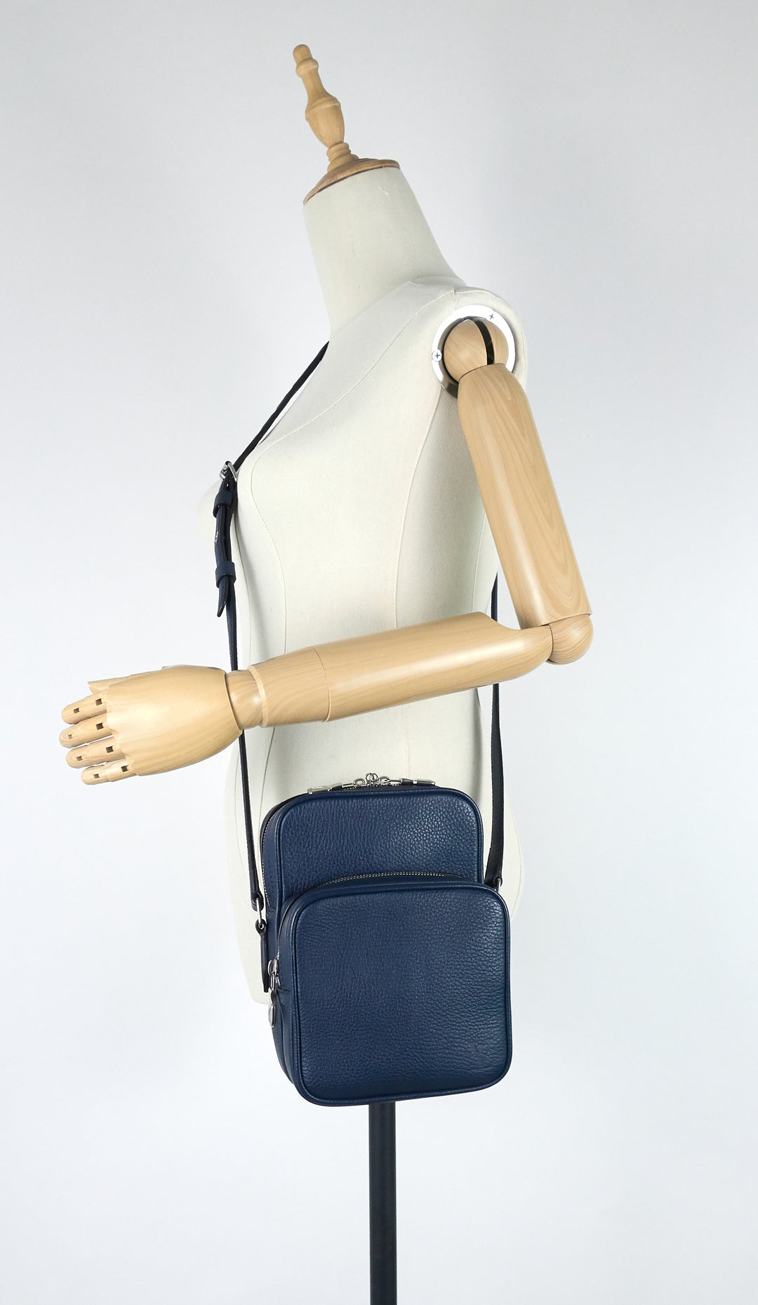 amazone blue taurillon leather crossbody bag