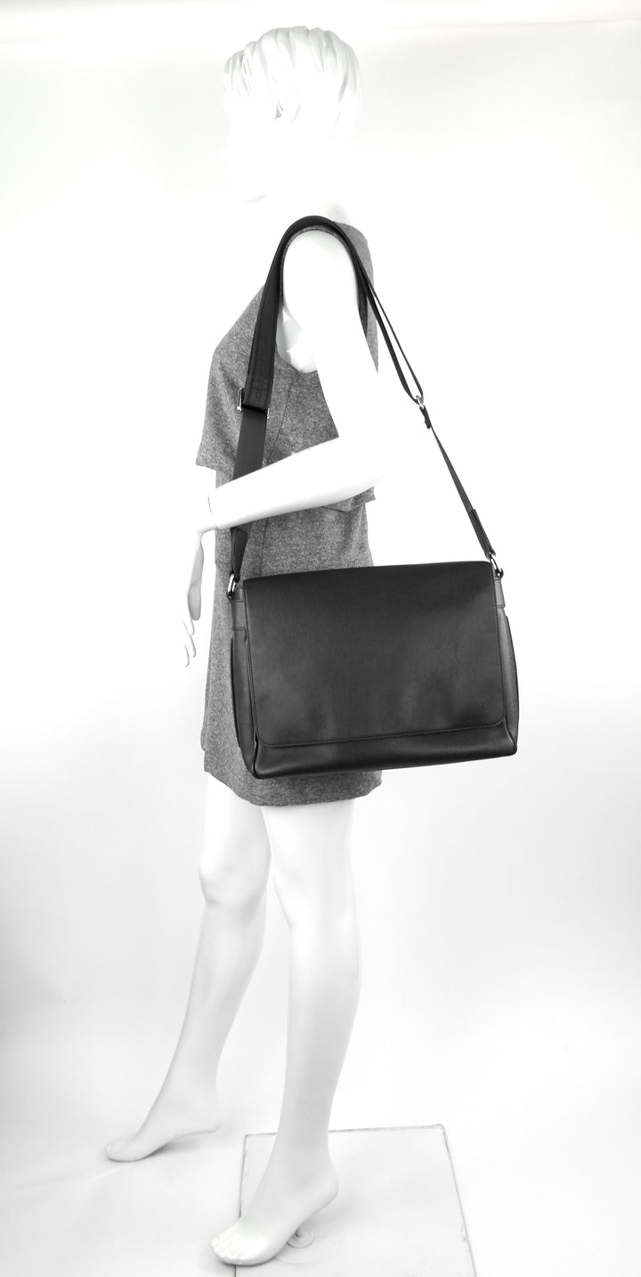 roman mm taiga leather messenger bag