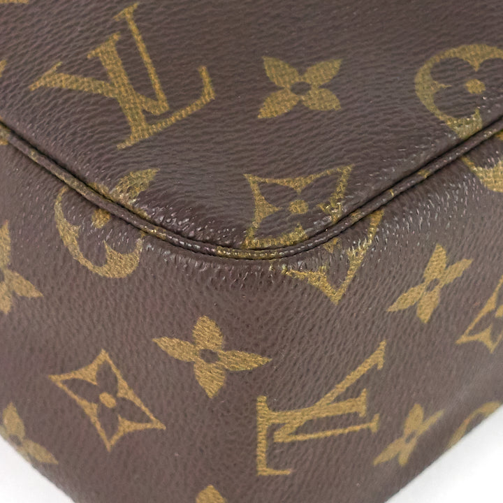 trousse toilette 28 monogram canvas bag