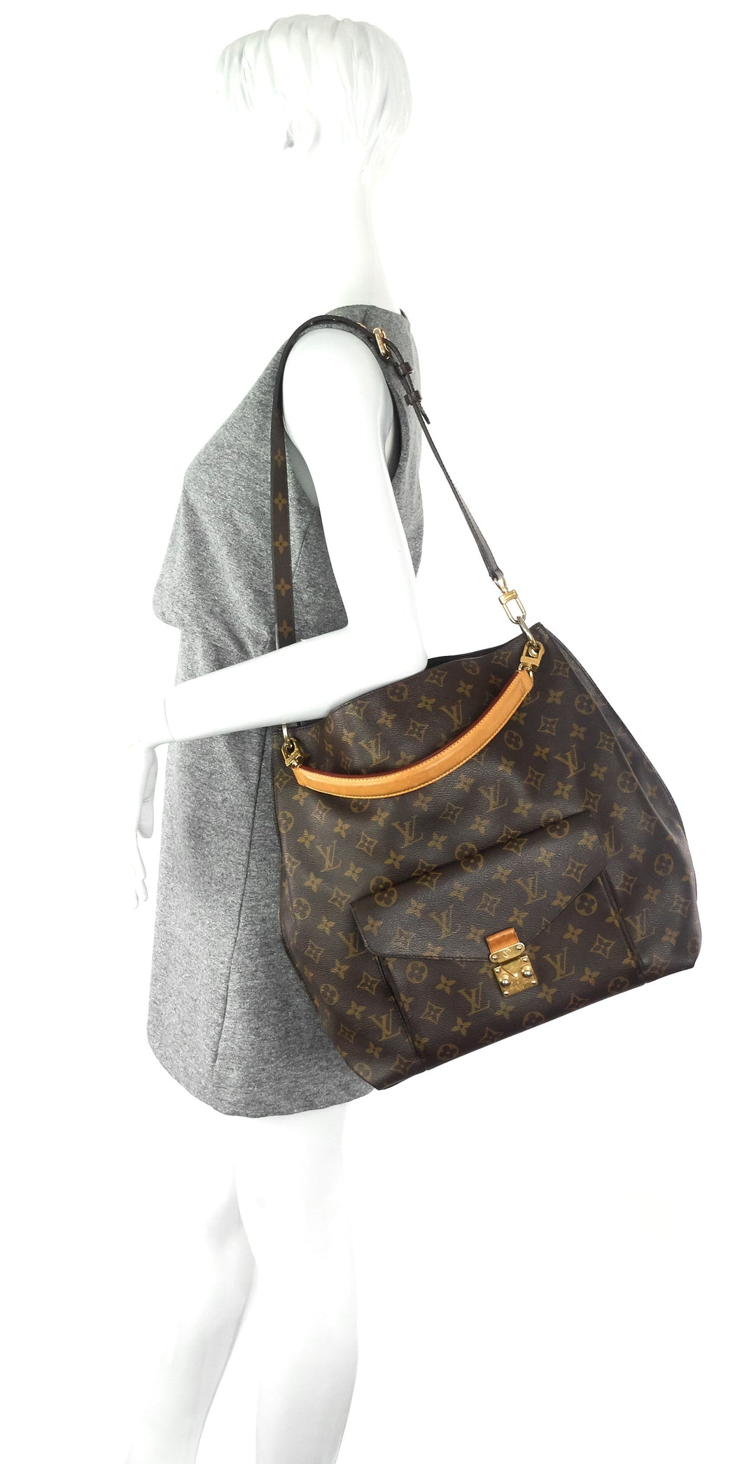 métis monogram canvas hobo bag