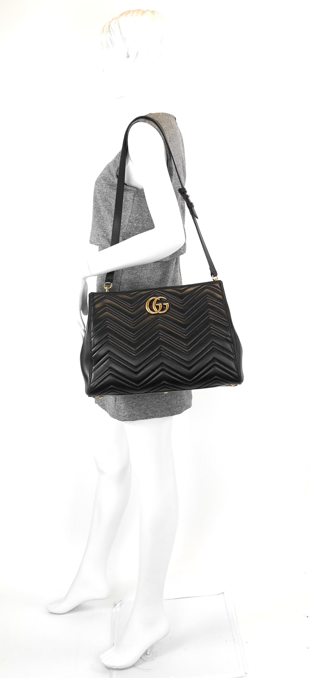 marmont medium matelassé calfskin tote bag