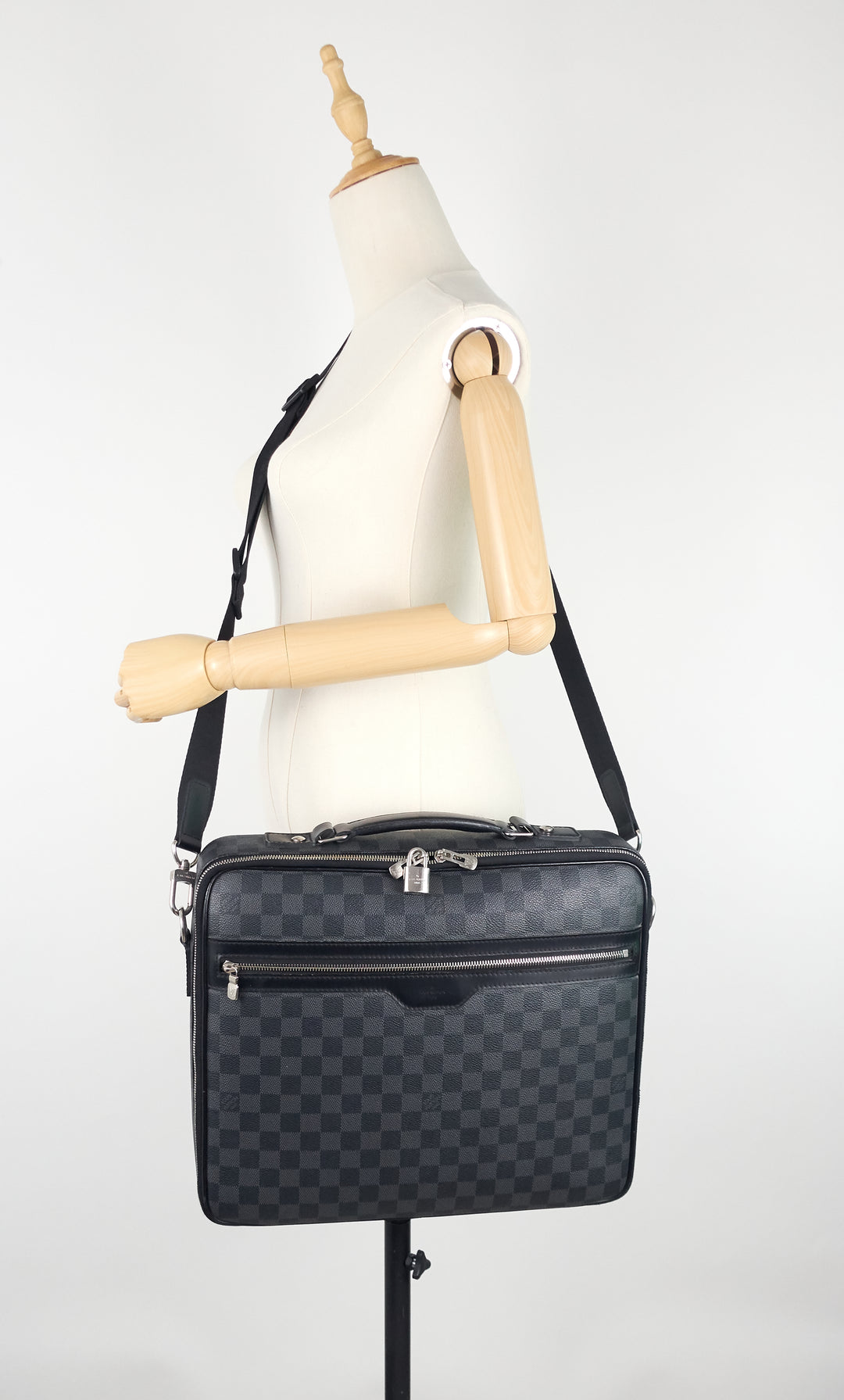 steeve damier graphite canvas briefcase bag