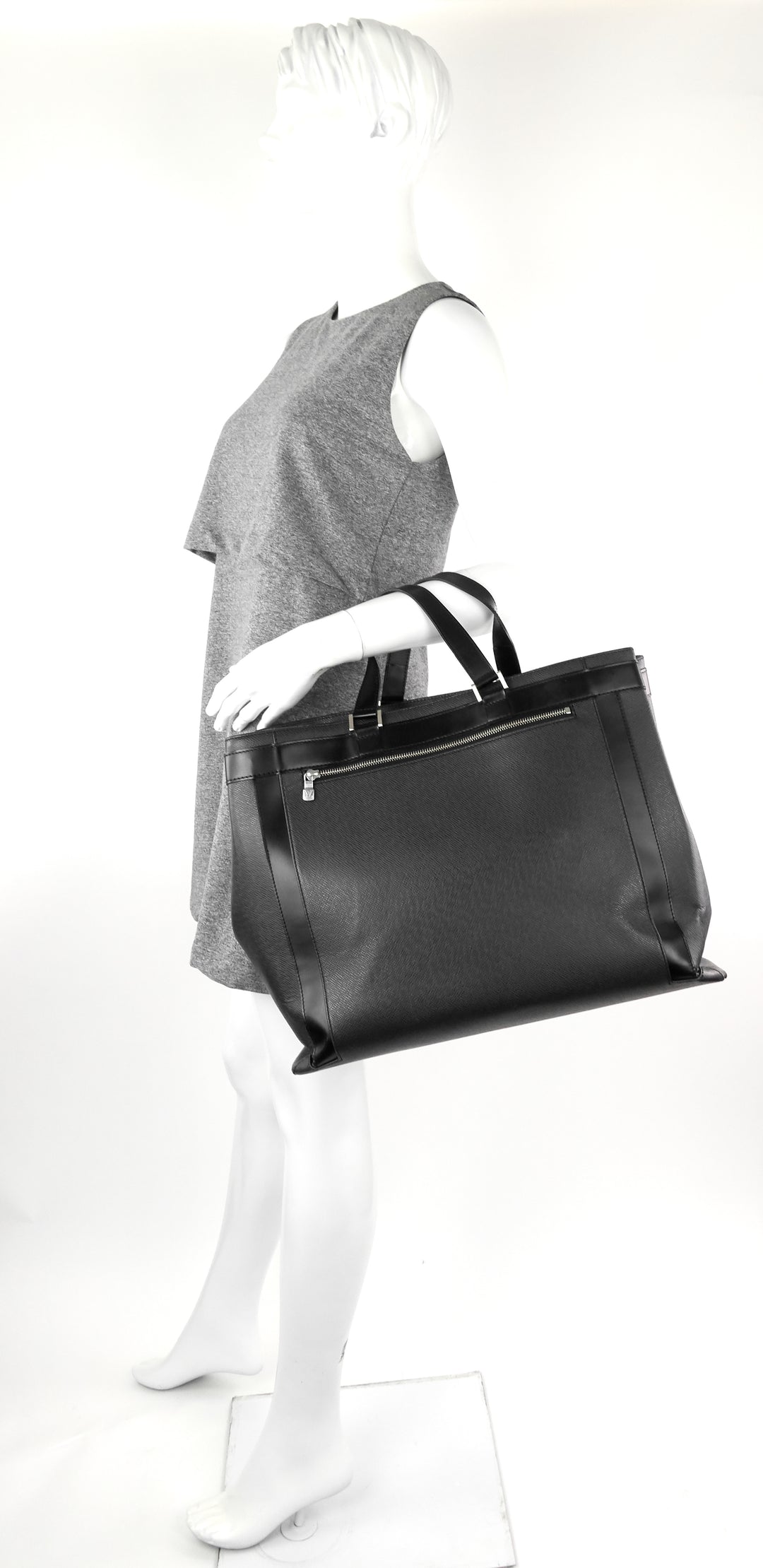kasbek gm taiga leather bag
