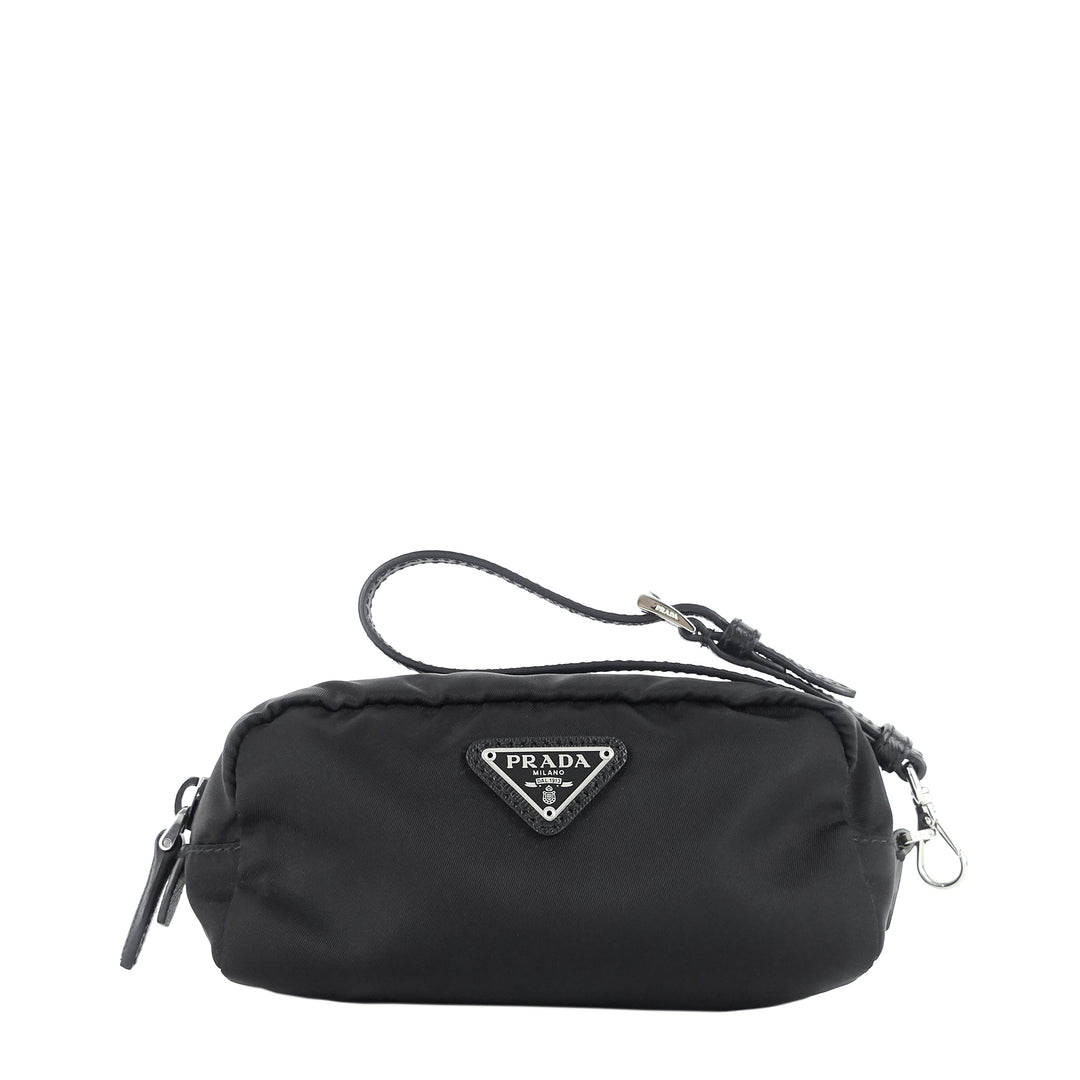 tessuto nylon pouch with wristlet