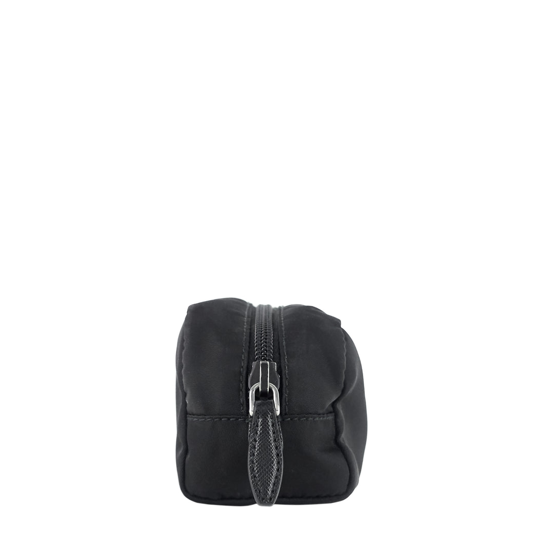 tessuto nylon pouch with wristlet