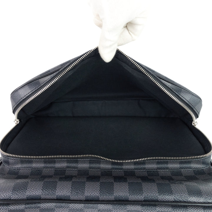leoh damier graphite canvas messenger bag