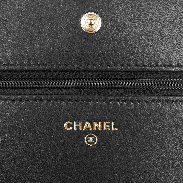 cc timeless lambskin wallet on chain woc