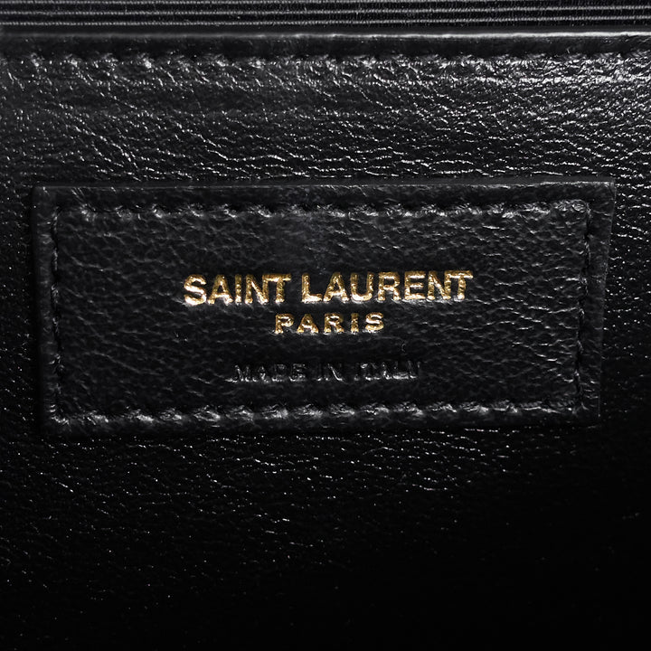 envelope grain de poudre matelassé medium calfskin leather bag