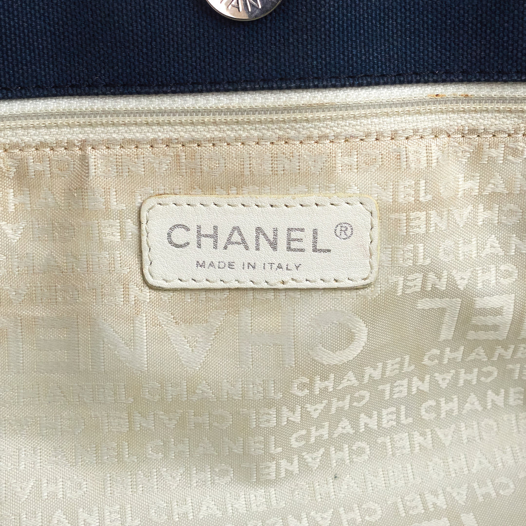 cruise line no. 5 medium quilted canvas shopping tote bag
