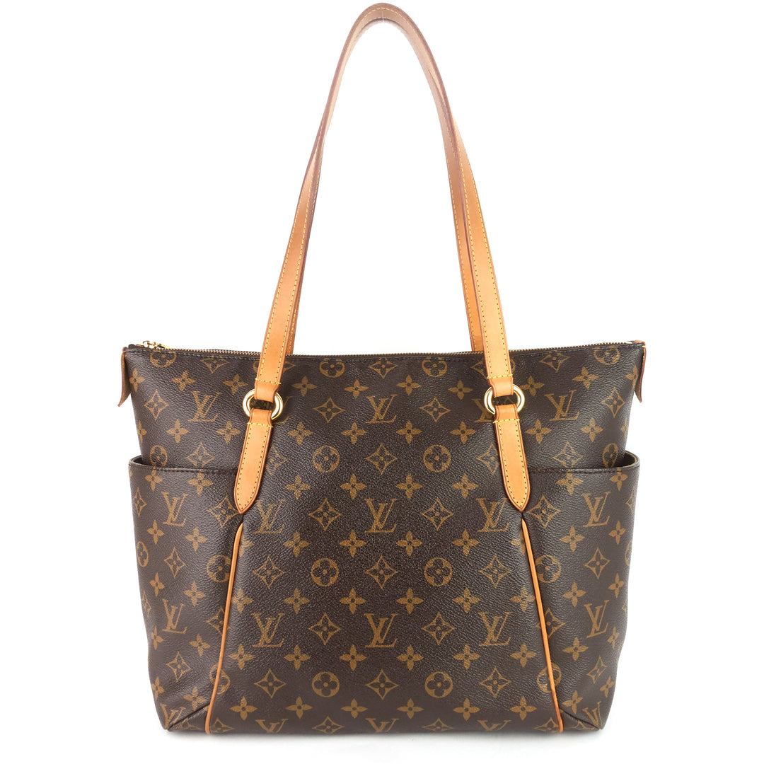totally mm monogram canvas tote bag