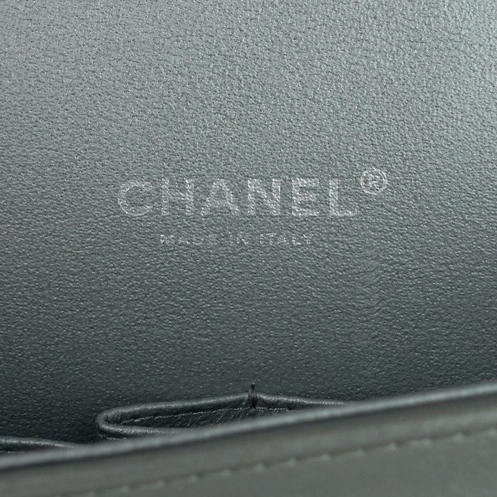 classic double flap maxi lambskin leather bag
