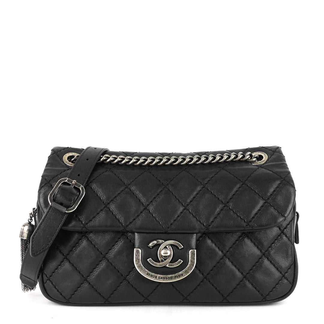 cc timeless calfskin shoulder bag