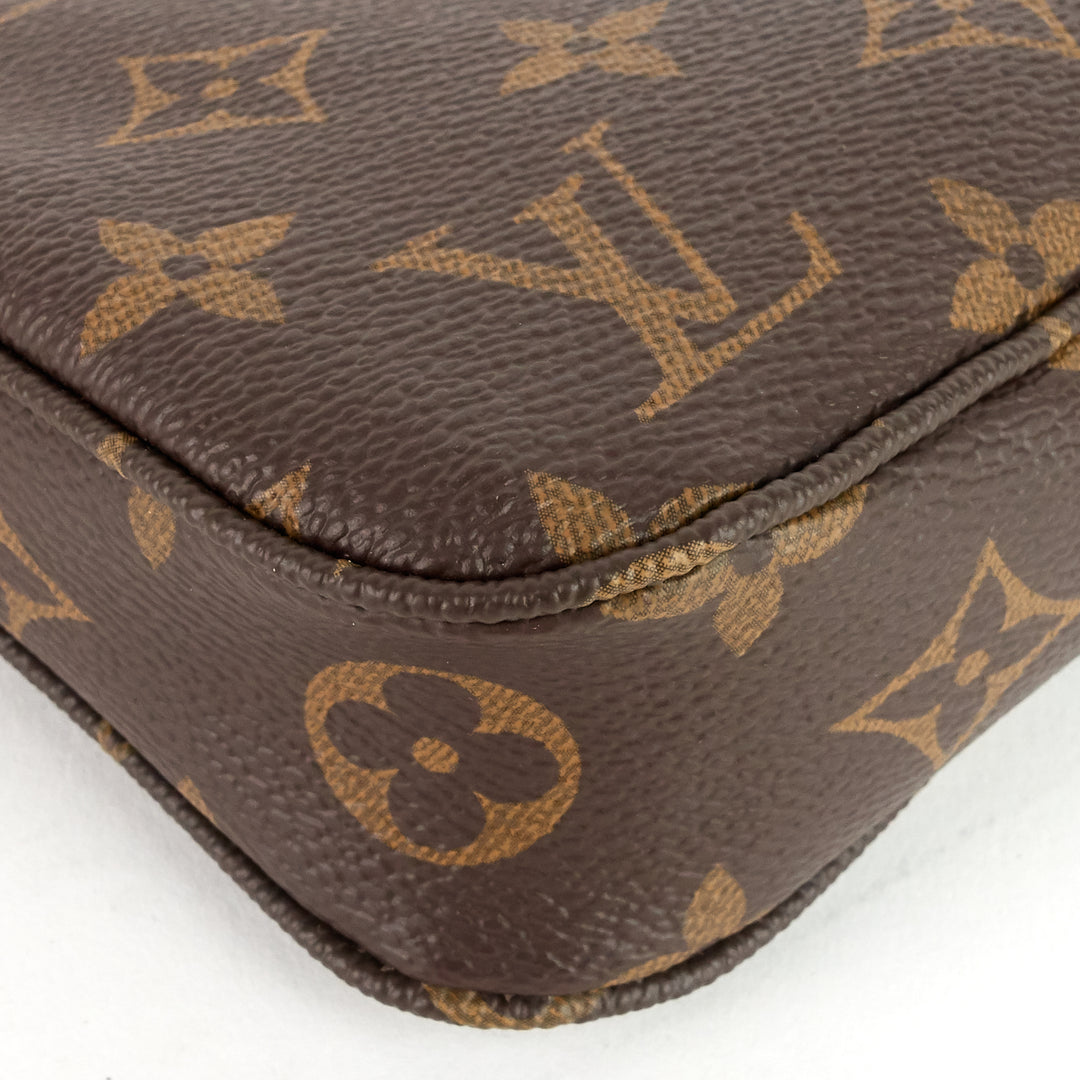 pochette accessoires nm monogram canvas bag