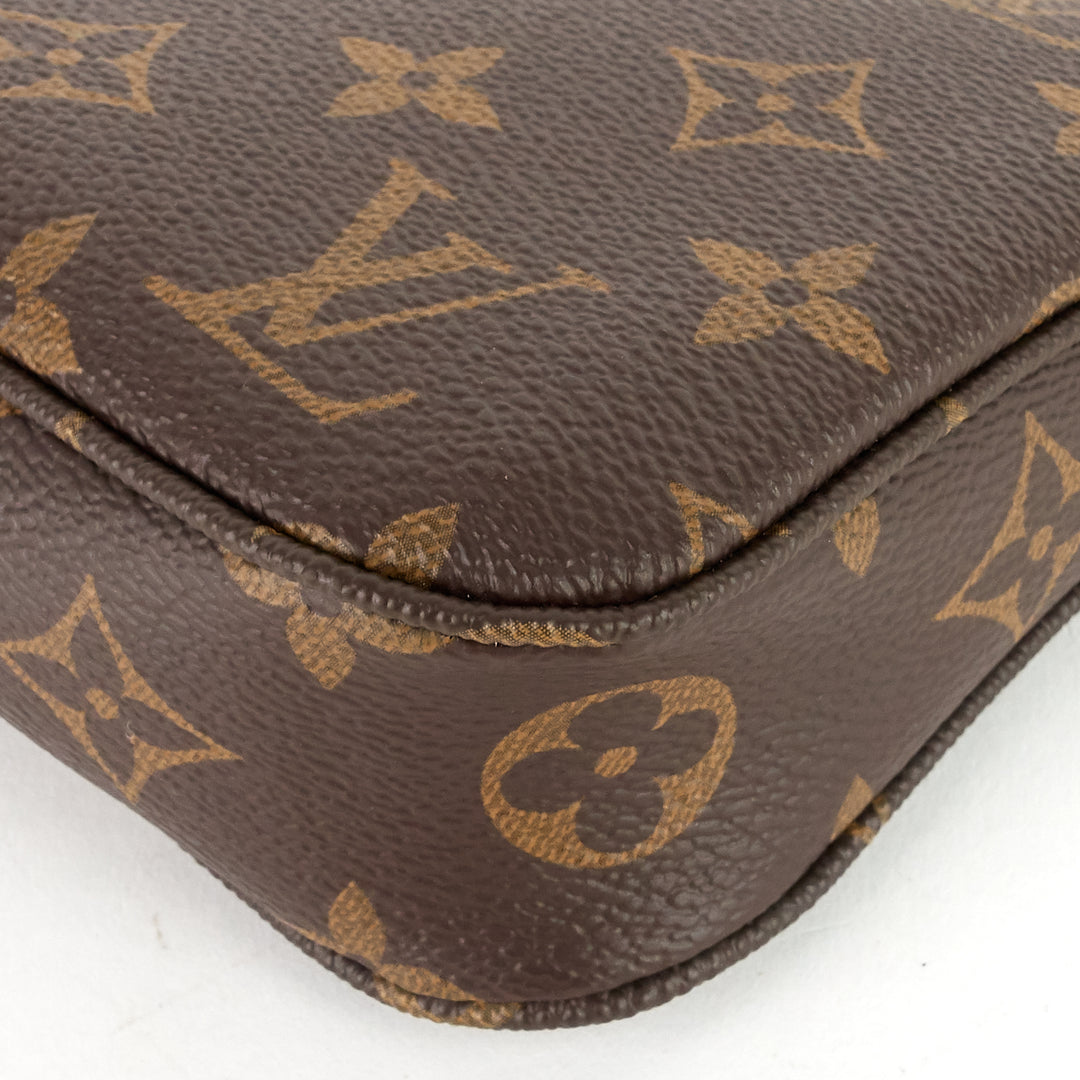 pochette accessoires nm monogram canvas bag