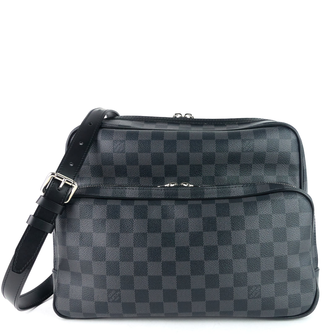 leoh damier graphite canvas messenger bag
