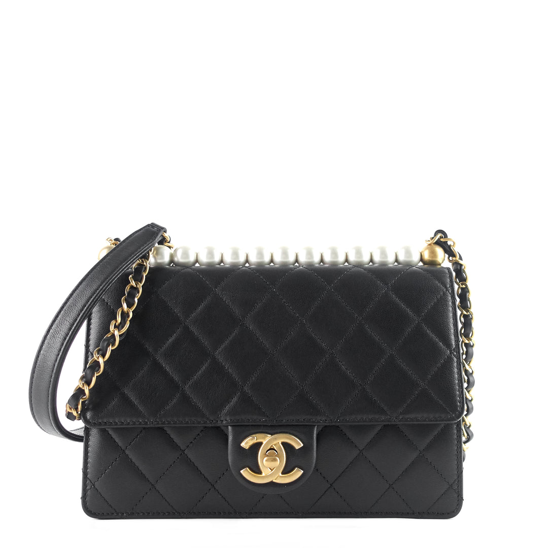 chic pearls mini lambskin leather bag