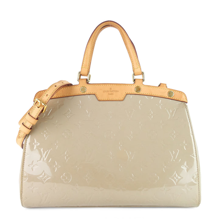 brea mm beige poudre monogram vernis leather bag