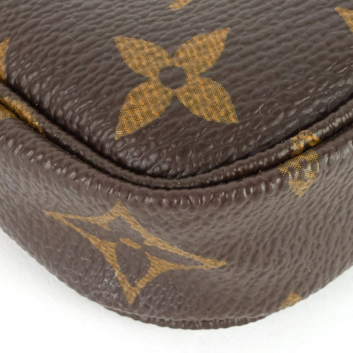 pochette accessoires mini monogram canvas bag