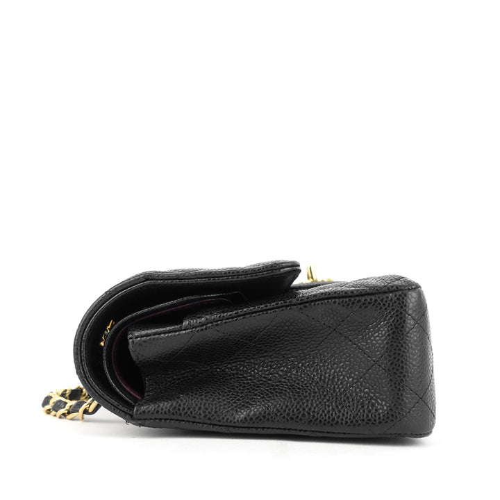 classic double flap medium caviar shoulder bag