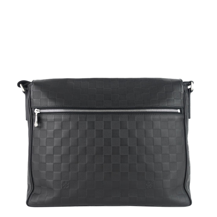 district damier infini leather messenger mm bag