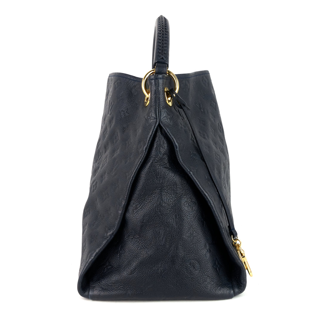 artsy mm monogram empreinte leather bag