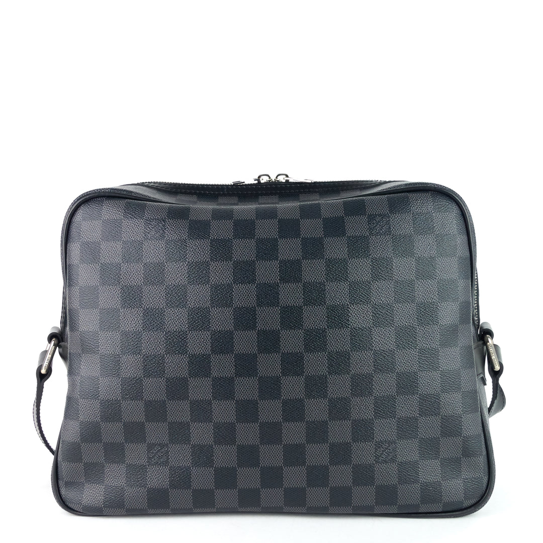 leoh damier graphite canvas messenger bag