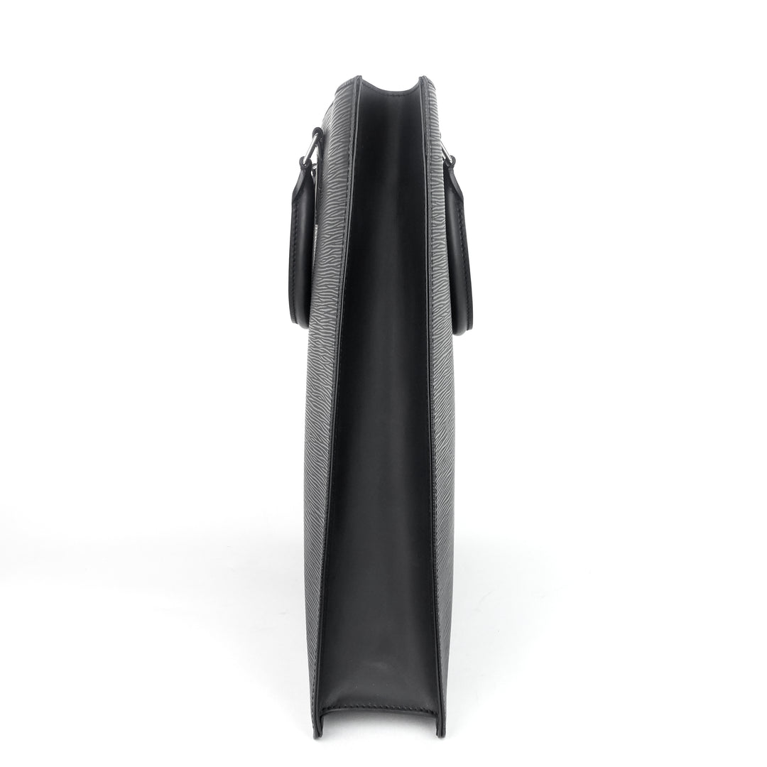 sac plat gm black epi leather bag