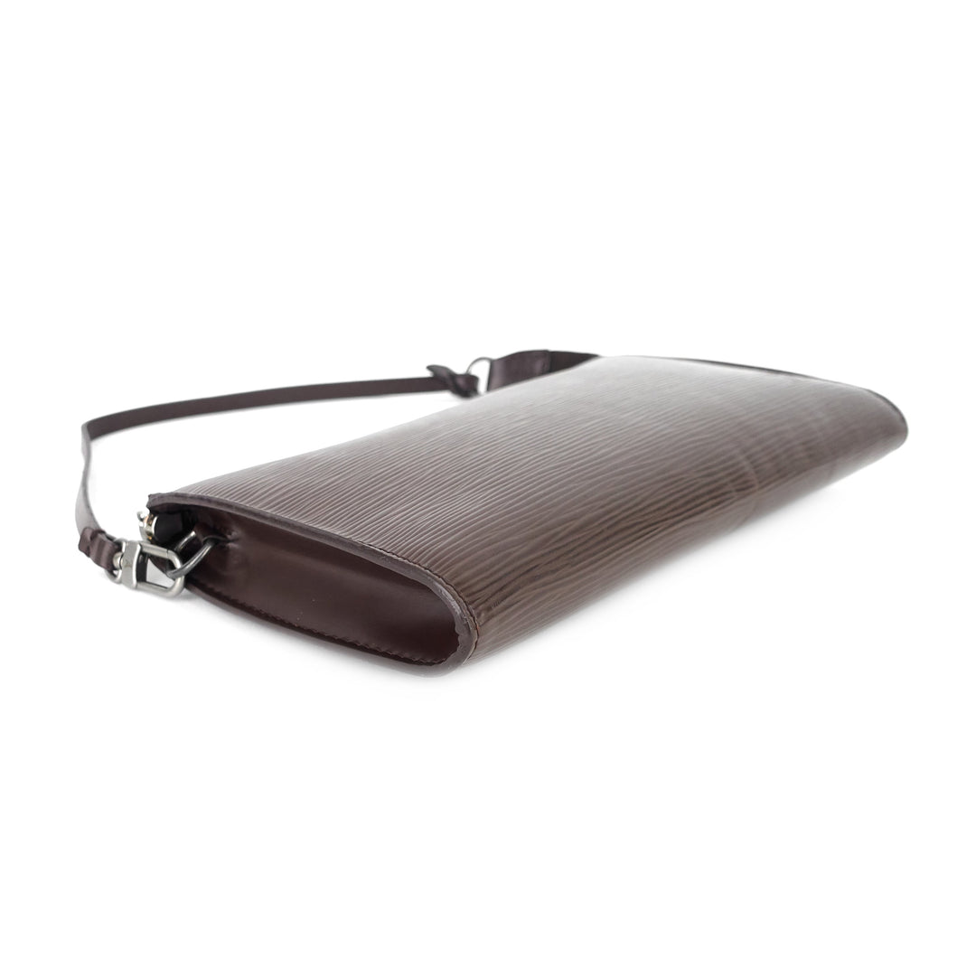 pochette accessoires brown epi leather bag