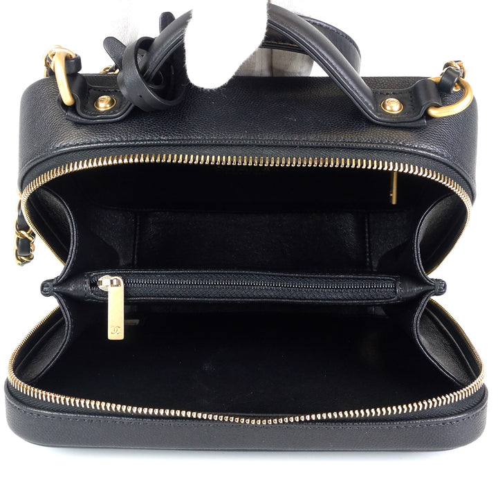 cc filigree quilted caviar leather medium vanity case