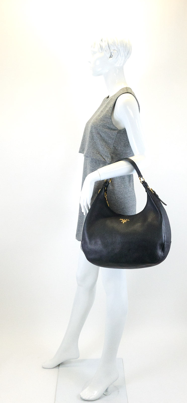 vitello daino leather medium hobo bag