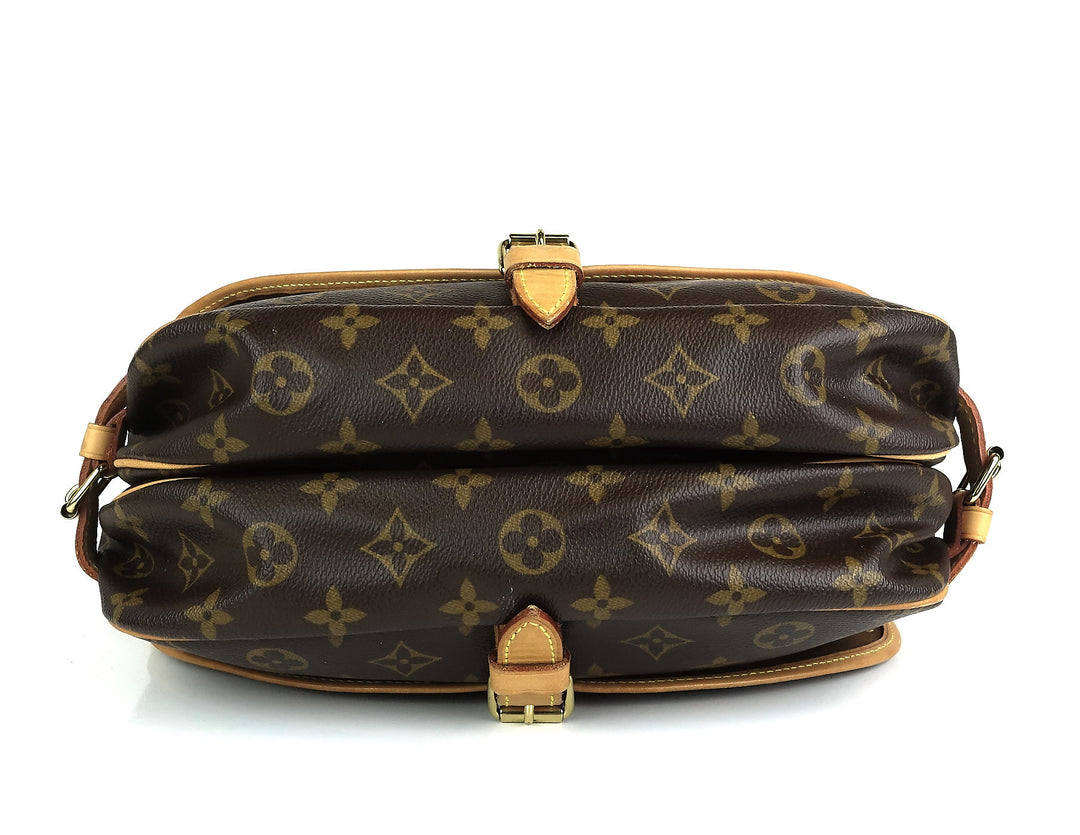 saumur 25 monogram canvas shoulder bag