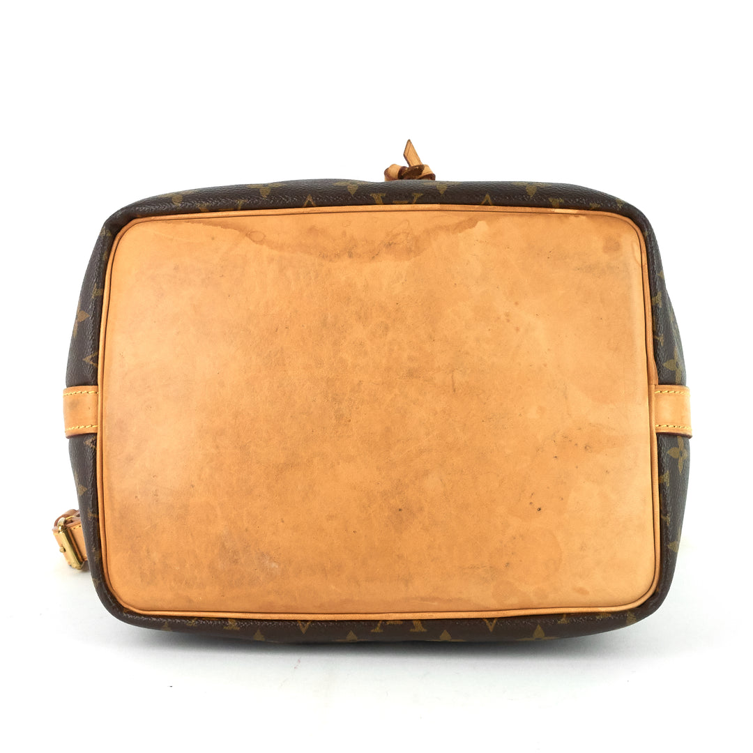 petit noe monogram canvas bag