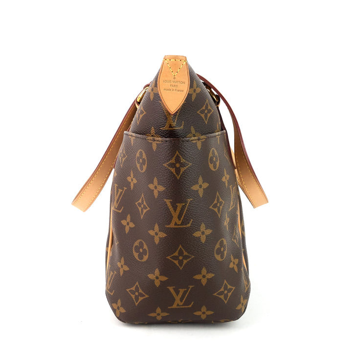totally pm monogram canvas bag