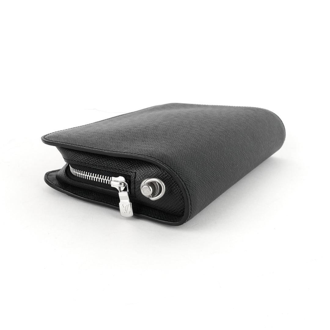 bakail taiga leather clutch bag