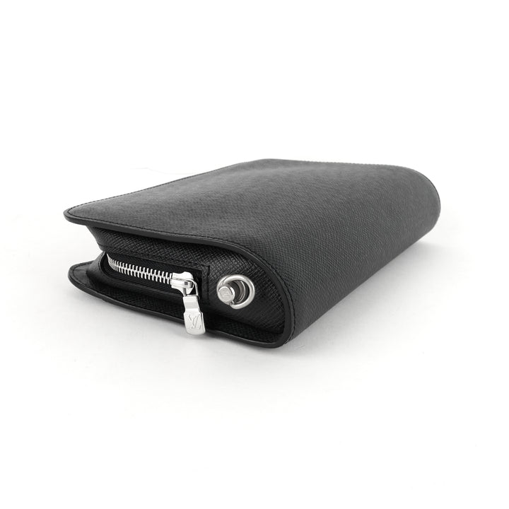 bakail taiga leather clutch bag