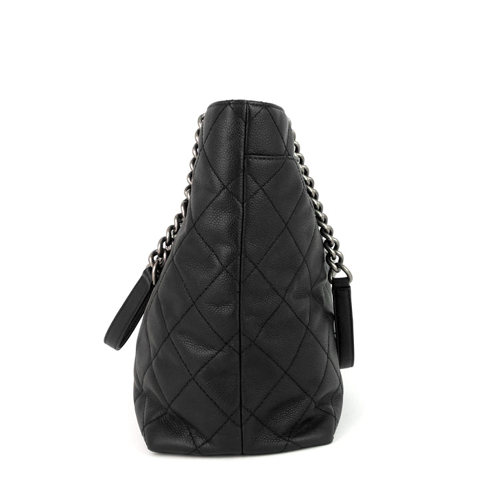 shopping in chains large calf leather bag