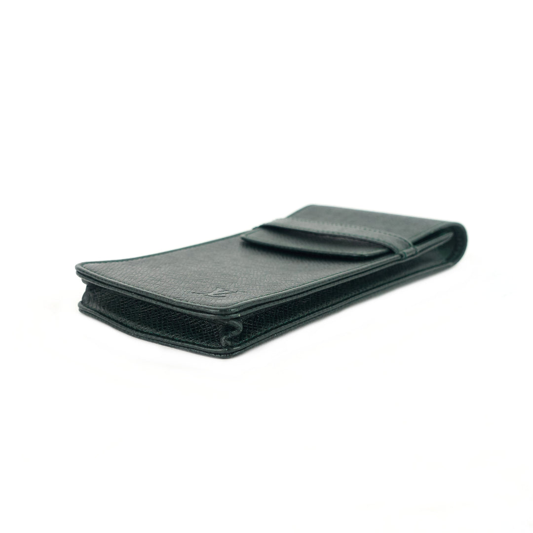 green taiga leather pen holder