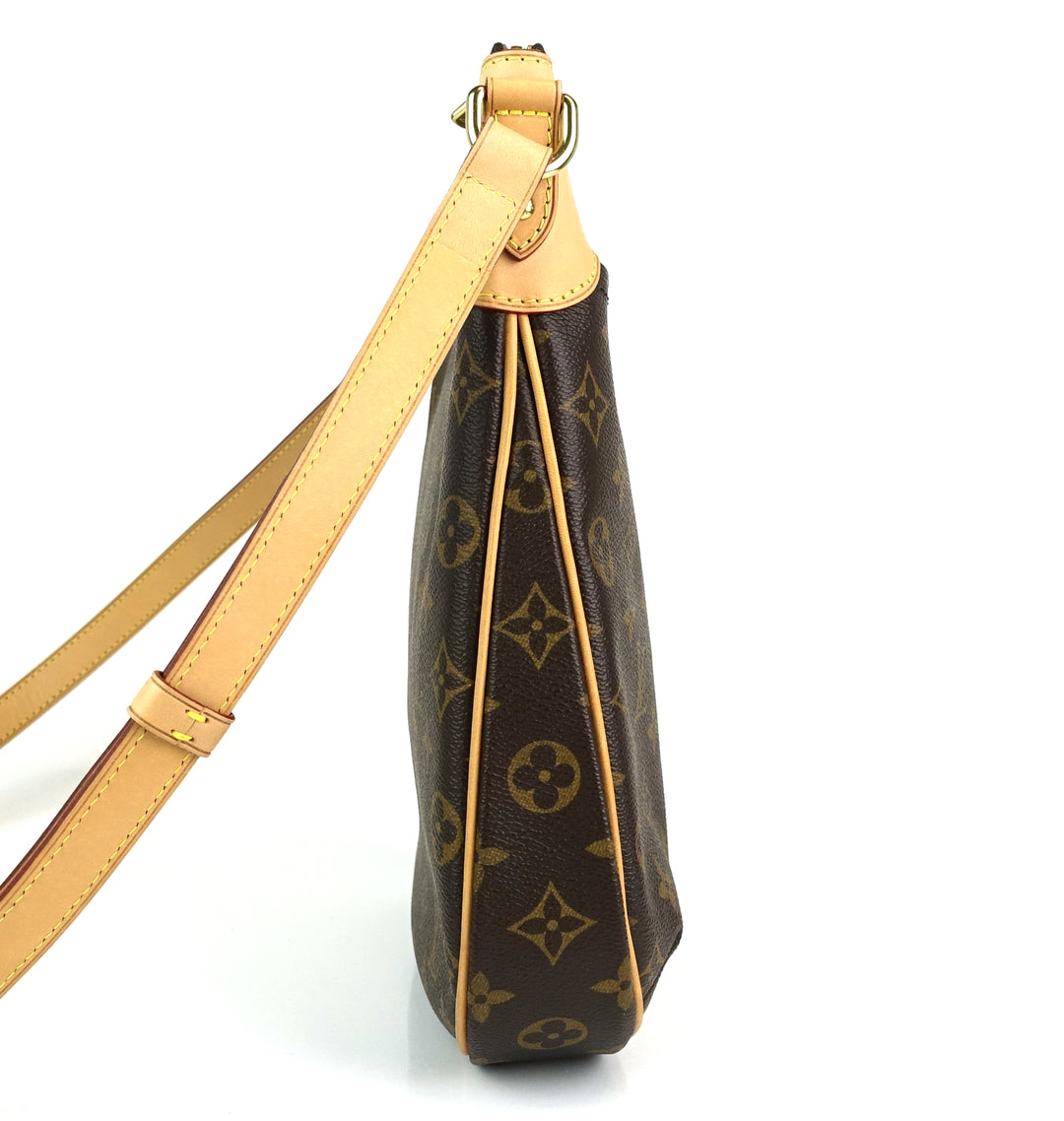 odeon pm monogram canvas shoulder bag