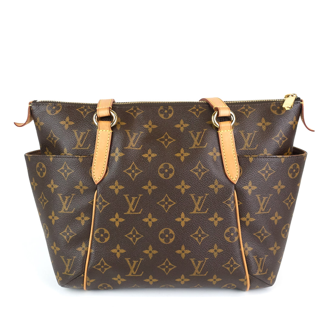 totally pm monogram canvas handbag
