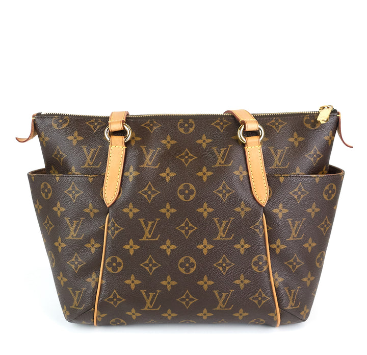 totally pm monogram canvas handbag