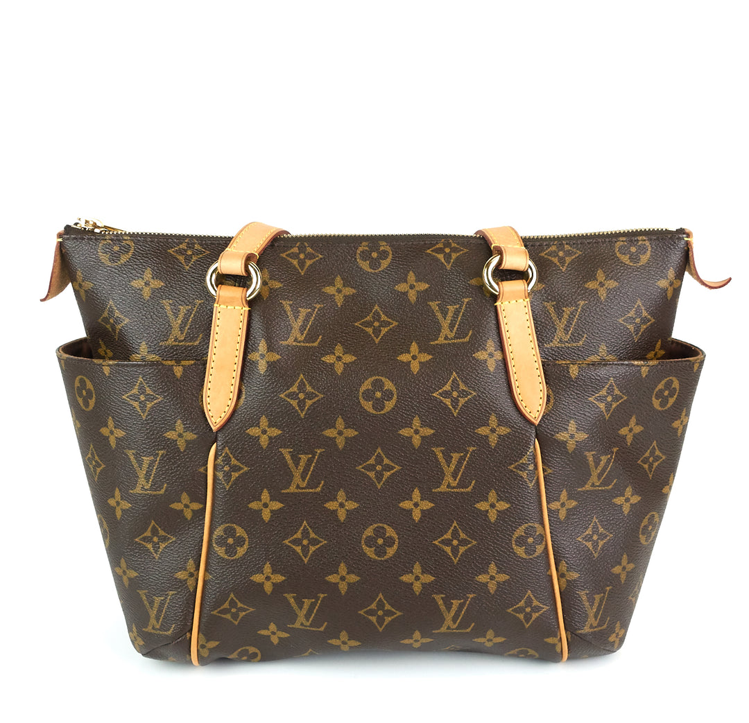 totally pm monogram canvas handbag