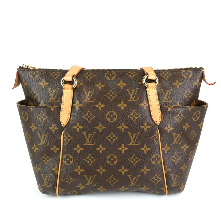 totally pm monogram canvas handbag