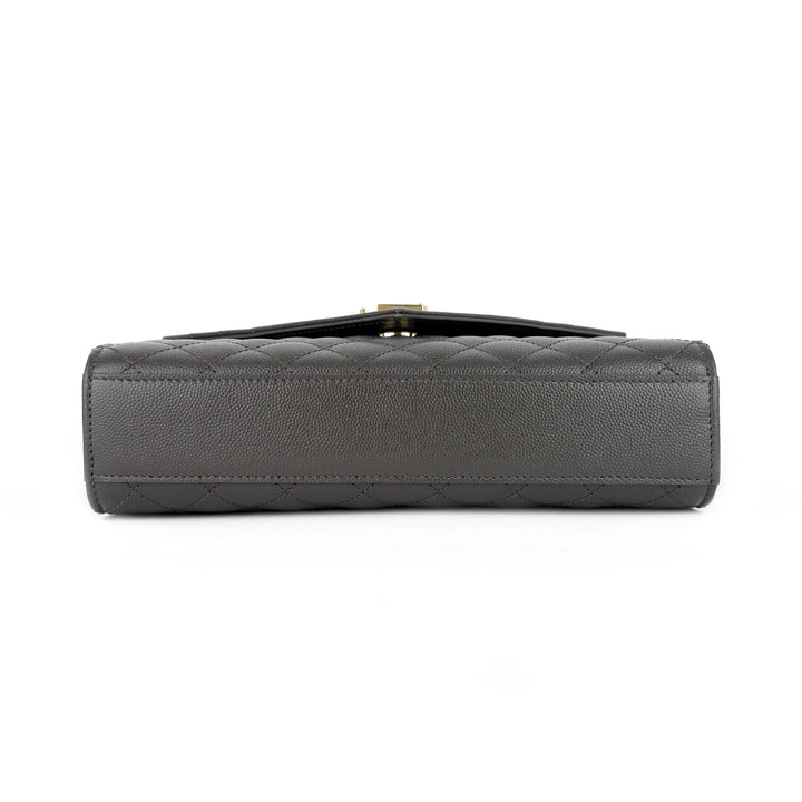 envelope grain de poudre matelassé medium calfskin leather bag