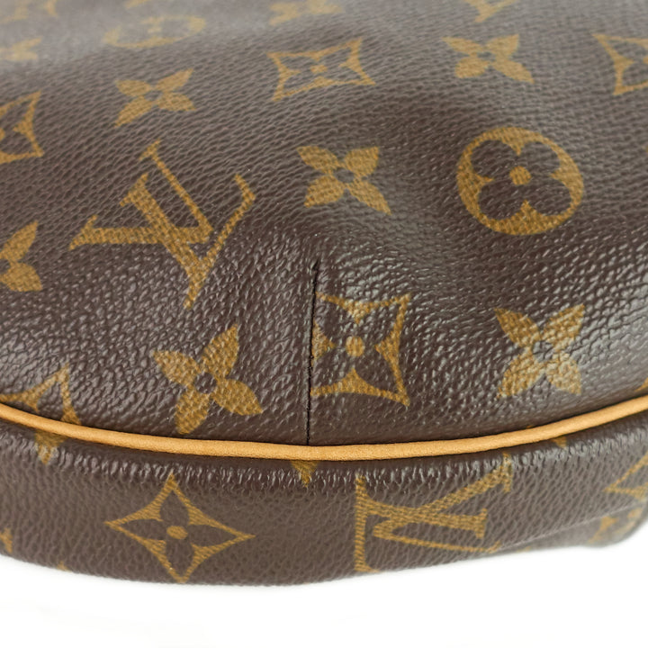 croissant mm monogram canvas bag